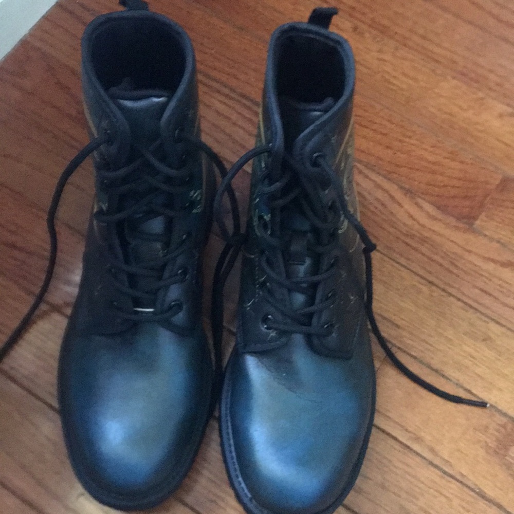 Festival boots